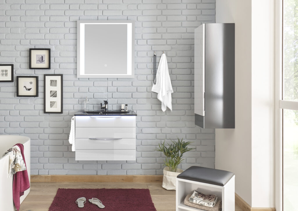 White and light grey ensuite bathroom - InHouse Inspired Room Design